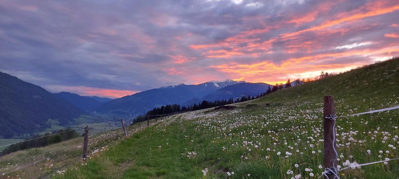 Camping Bella Austria Sankt Peter am Kammersberg Ngoại thất bức ảnh