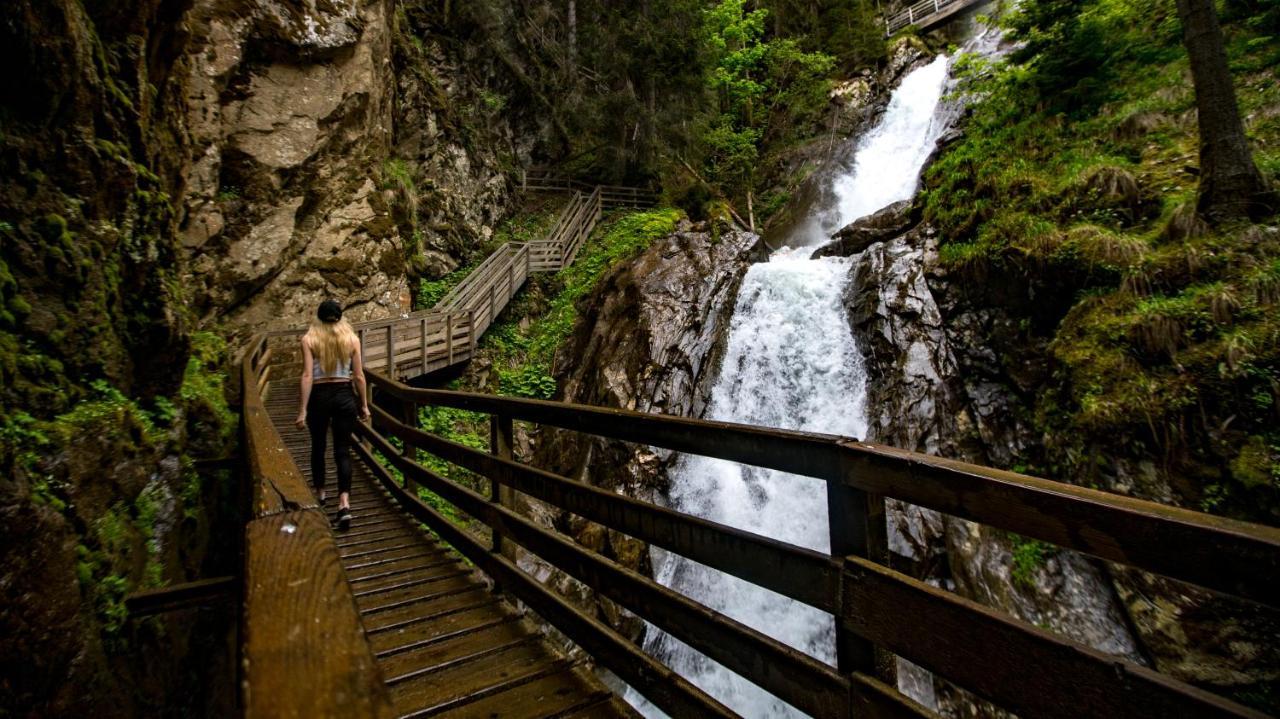Camping Bella Austria Sankt Peter am Kammersberg Ngoại thất bức ảnh