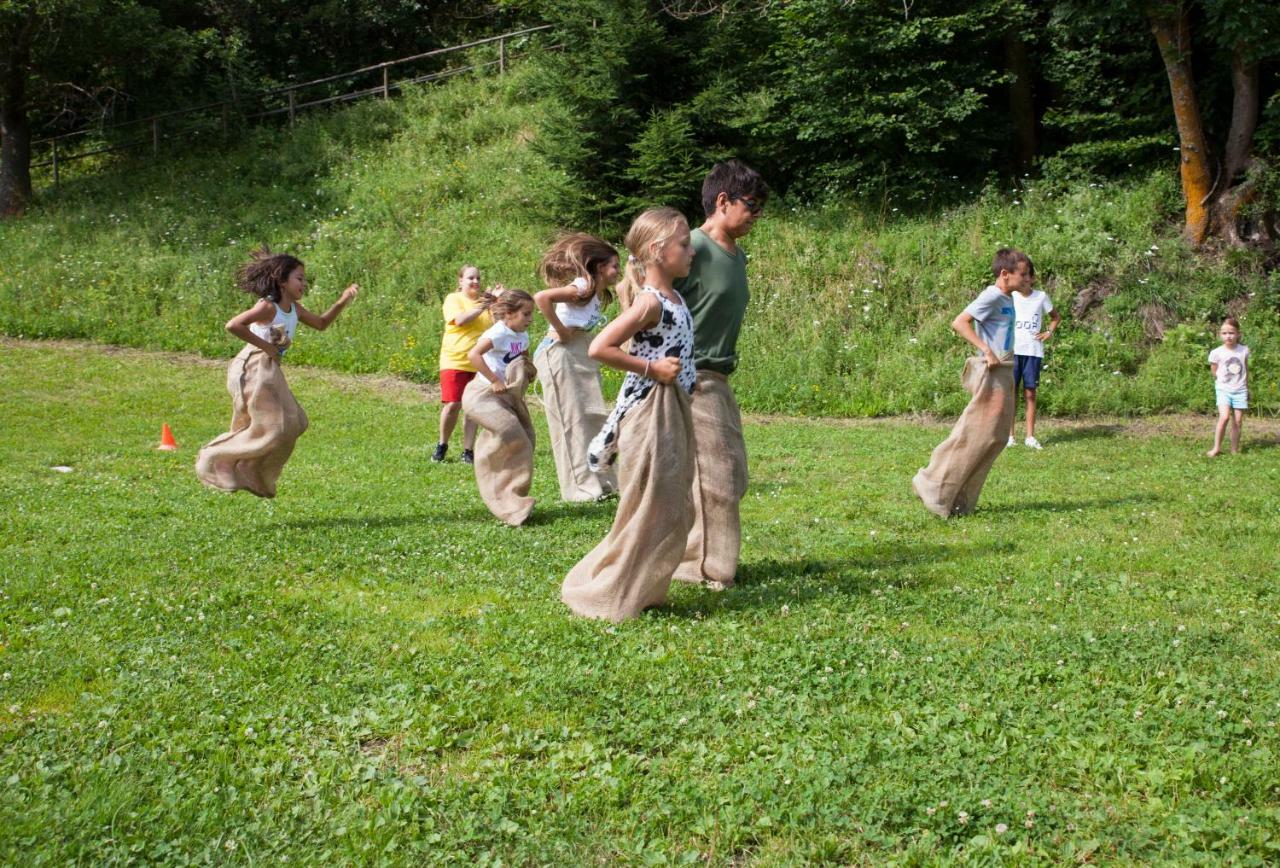 Camping Bella Austria Sankt Peter am Kammersberg Ngoại thất bức ảnh