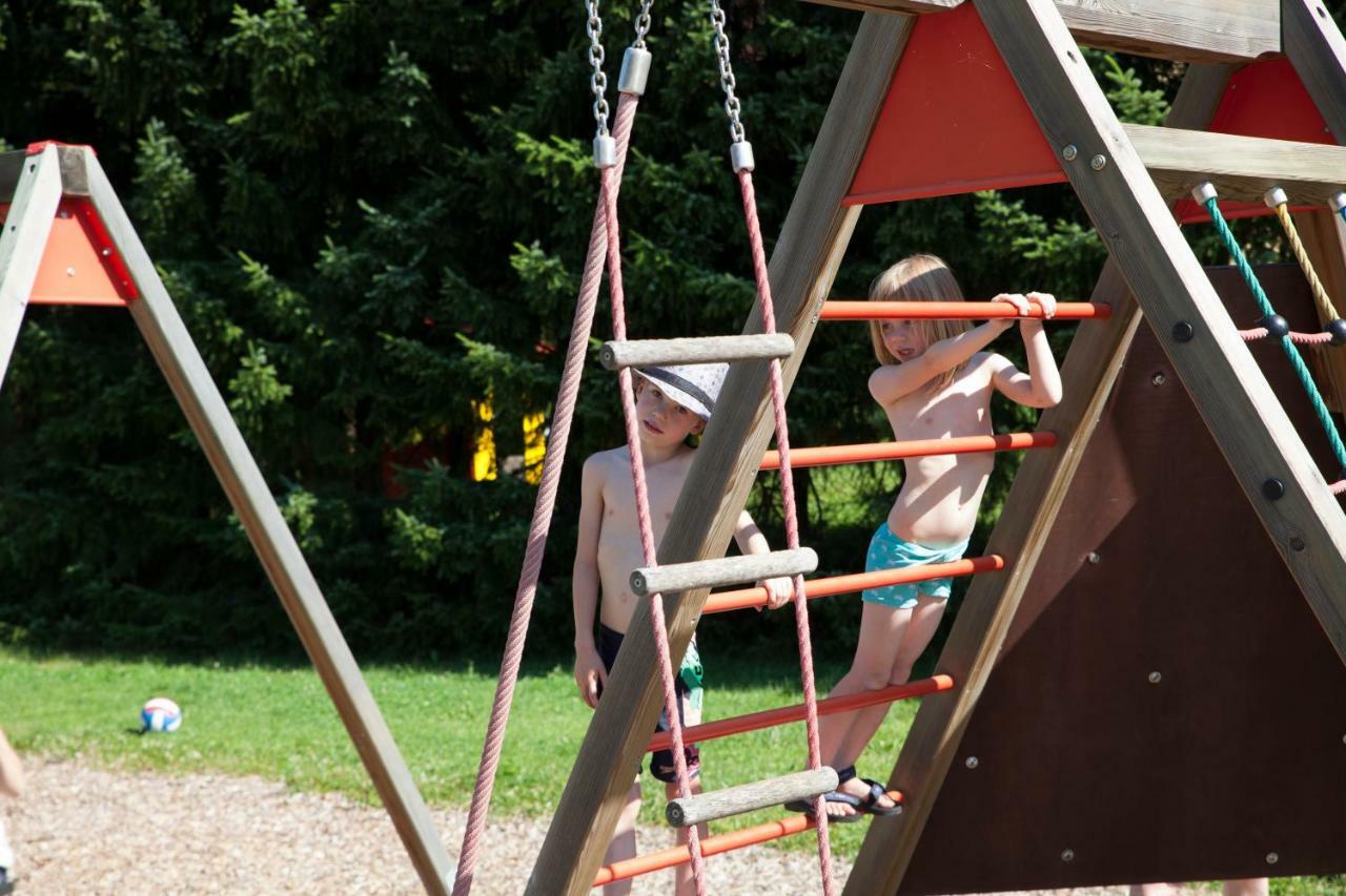 Camping Bella Austria Sankt Peter am Kammersberg Ngoại thất bức ảnh